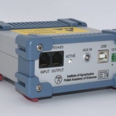 TDR/MUX 微型土壤水分、溫度、電導(dǎo)率、水勢(shì)監(jiān)測(cè)儀